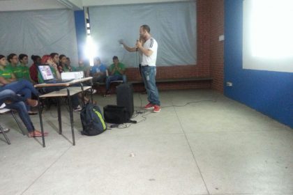 46189-bate-papo-com-a-galera-com-os-alunos-da-escola-estadual-edwards-correa