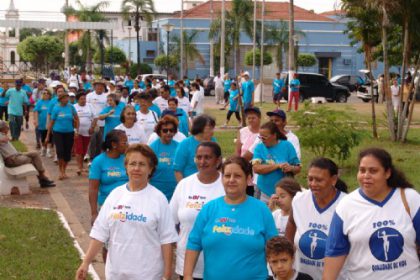 488-comemoracoes-do-dia-do-idoso-tem-publico-recorde