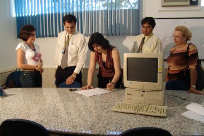 492-biblioteca-municipal-ganha-computador-do-banco-do-brasil