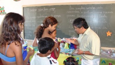 512-prefeitura-faz-festa-para-criancas-da-zona-rural