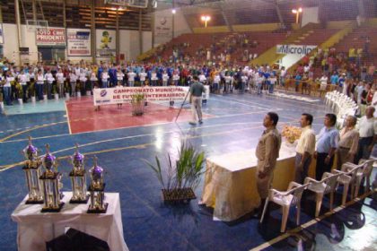 570-comecou-ontem-o-campeonato-de-futsal-interbairros