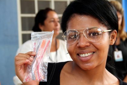 60332-assistencia-social-entrega-de-oculos-14-03-2017-1