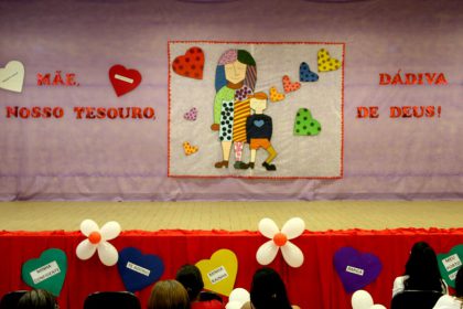 61050-crase-comemoracao-dias-das-maes-1