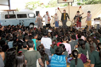 61376-teatro-clupo-casa-meio-h-1
