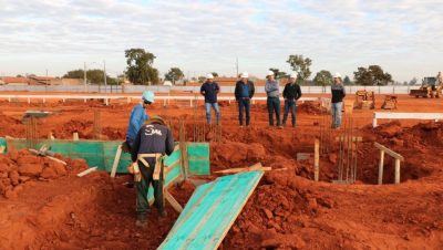 61990-visita-ao-hu-1