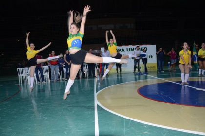 64116-equipe-de-danca-do-studio-de-danca-bricio-dance