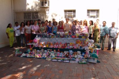 643-campanha-arrecada-350-brinquedos-para-criancas-carentes