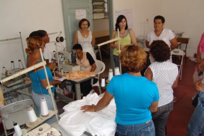 657-costureiras-pedem-apoio-da-prefeitura-para-concretizar-projeto