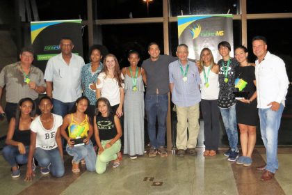 65843-premiados-e-secretario