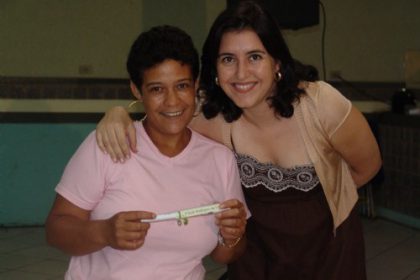 666-simone-entrega-escritura-definitiva-de-areas-doadas-pela-prefeitura