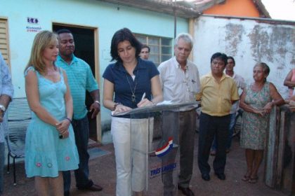 681-simone-lanca-asfalto-na-rua-josino-da-cunha-viana
