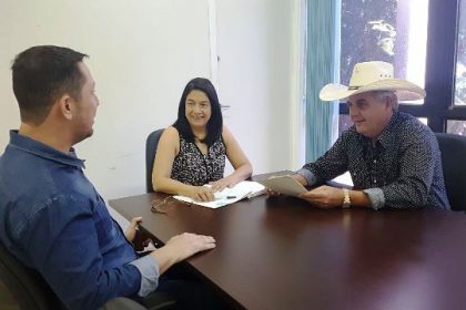 68151-prefeito-na-secretaria-de-estado-de-assistencia-social-1