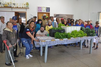 70607-doacoes-de-verduras-tia-nega-14-08-2018-11