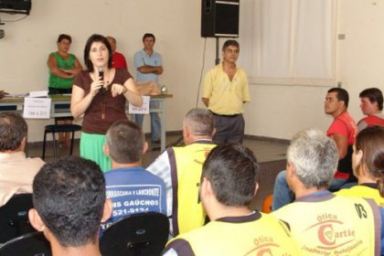 739-simone-reafirma-compromisso-com-mototaxistas