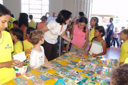 778-1-feira-do-livro-e-sucesso-de-vendas