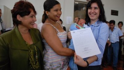 7977-prefeita-empossa-89-agentes-comunitarios-de-saude