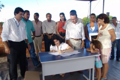 827-simone-lanca-casas-populares-a-familias-carentes