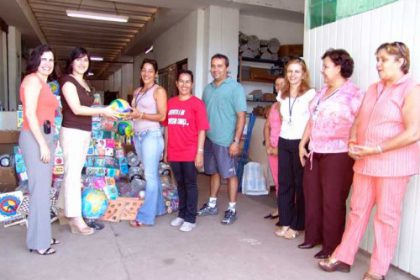 862-escolas-recebem-materiais-de-apoio-pedagogico
