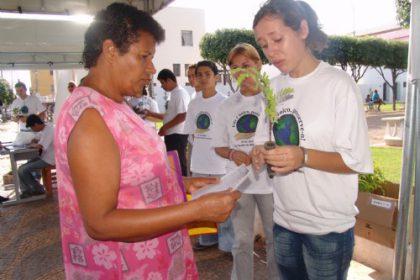 992-dia-do-meio-ambiente-e-comemorado-com-entrega-de-mudas