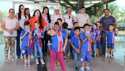 Alunos da Gentil MOntalvao visitam aeroporto – 12-09-2018 (73)