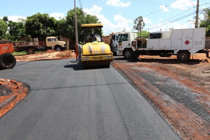 Av .Milton D. (47)