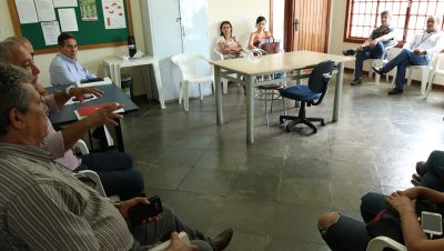 Controle de Vetores (8)