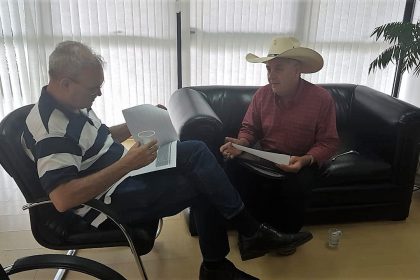 REUNIAO