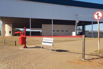Cancela instalada na Lagoa Maior