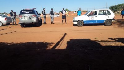 campo de futebol interditado